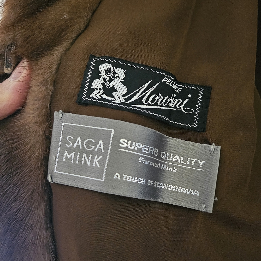 Luxurious Brown Saga Mink Fur Coat with Belt - Picture 5 of 7